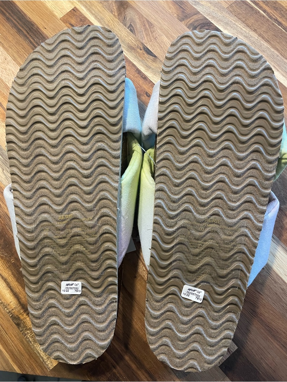 NWT aerie sandals - Picture 4 of 5